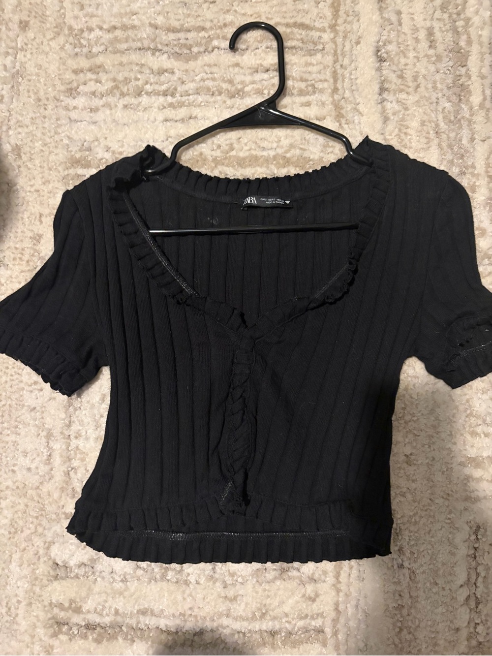 Zara Black Ribbed Short Sleeve Cropped Top